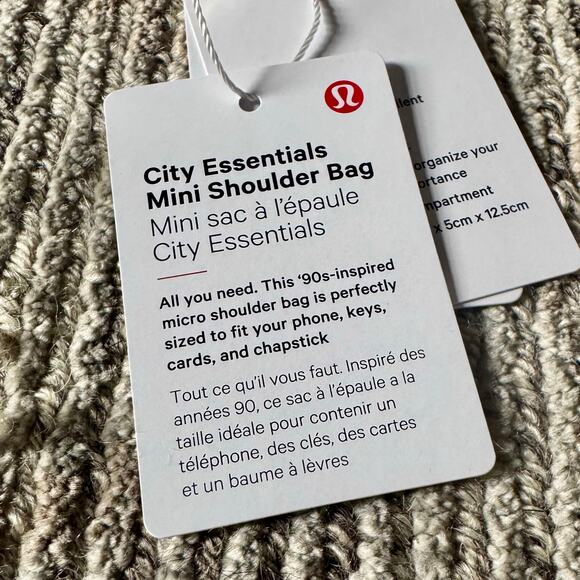 Lululemon City Essentials Mini Shoulder Bag Light Purple Lavender Frost NWT 1L - Picture 7 of 9